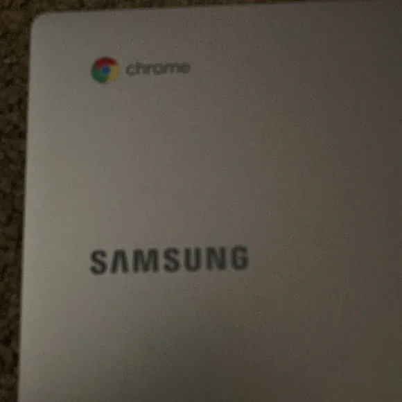 Samsung Gray Laptop with Advanced Features